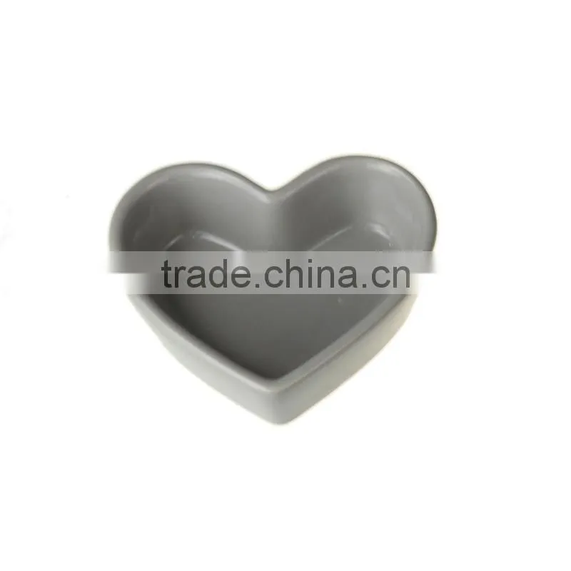 3.5"yellow color heart shaped small ceramic bakeware