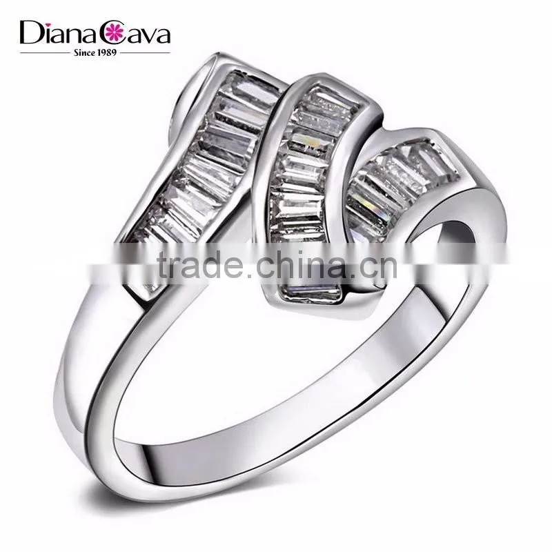 Simple Vintage Classic Costume Jewelry Hot Wedding Band Channel Setting CZ Ring