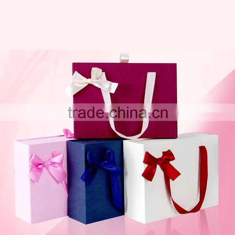 China supplier 2016 customized wholesale luxurious packaging cardboard paper gift boxes with bowknot
