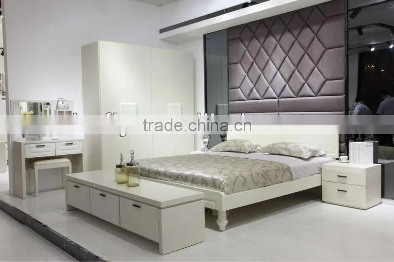 modern bedroom furniture