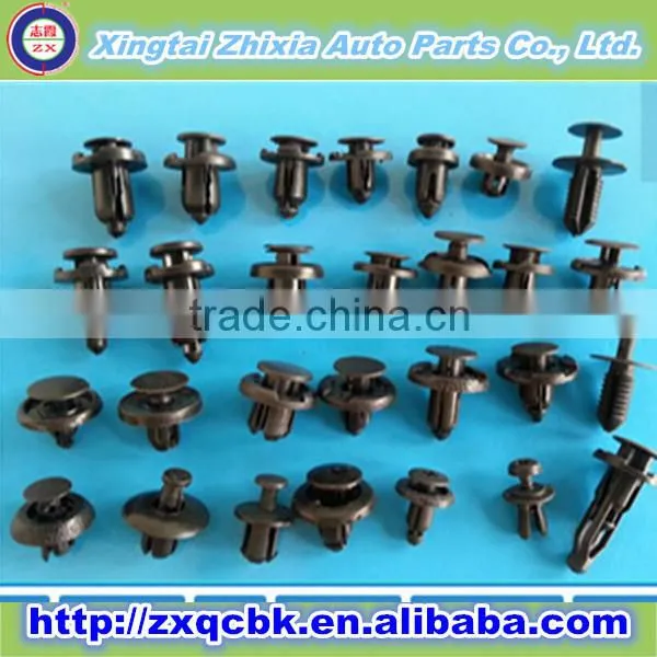 Durable push type retainer auto clips car door panel clips for wholesale car door trim clips