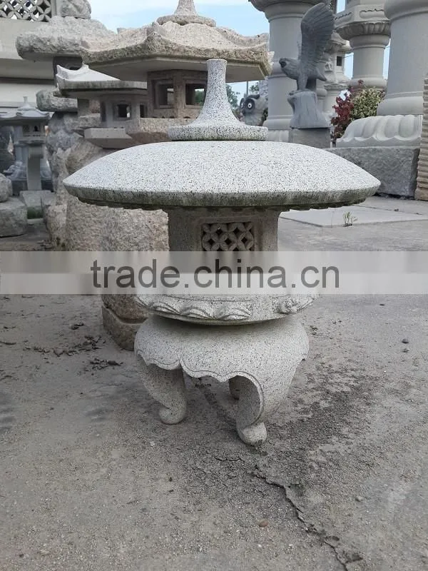japanese garden stone lanterns