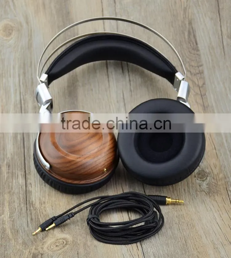 Stylish Bluetooth Headphone Support HiFi and Stereo Voice Cavity HSM2