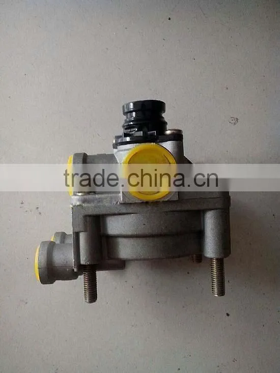 Shacman Delong F3000 truck parts 9730112000 brake relay valve truck Relay valve