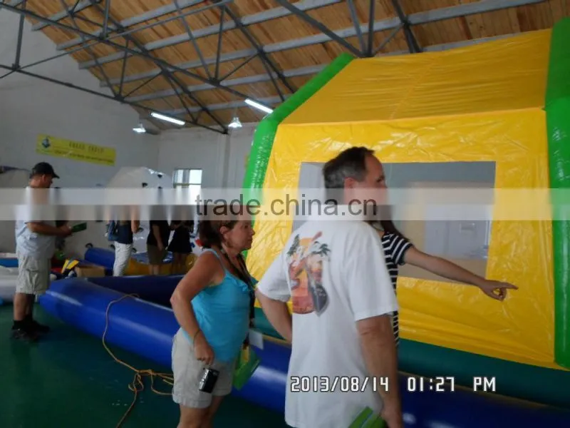 High quality customized jumping castle,inflatable bounce houses price