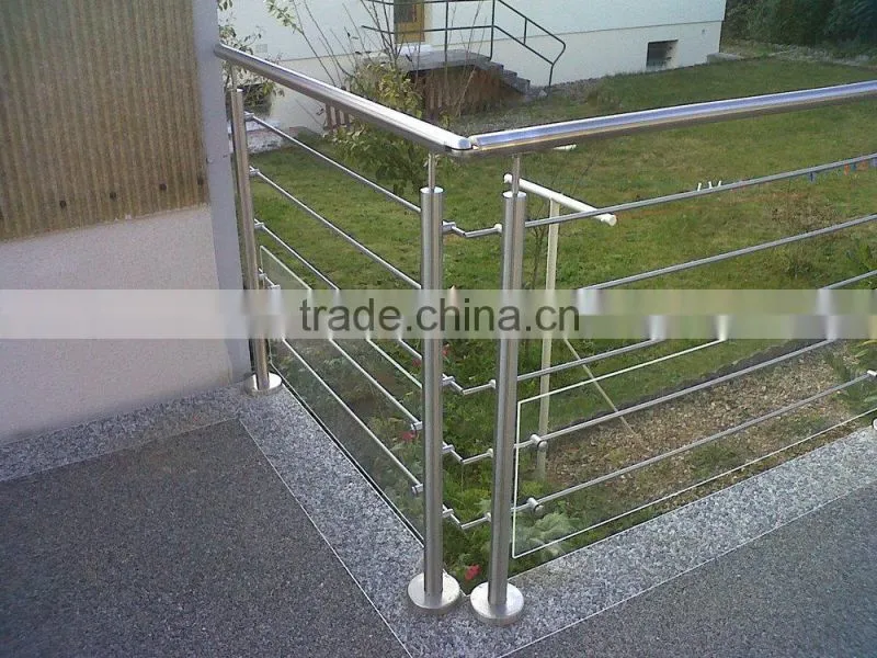 2015 new Stainless steel 304 or 316 Glass Balustrade Handrail Post with cross bar holder