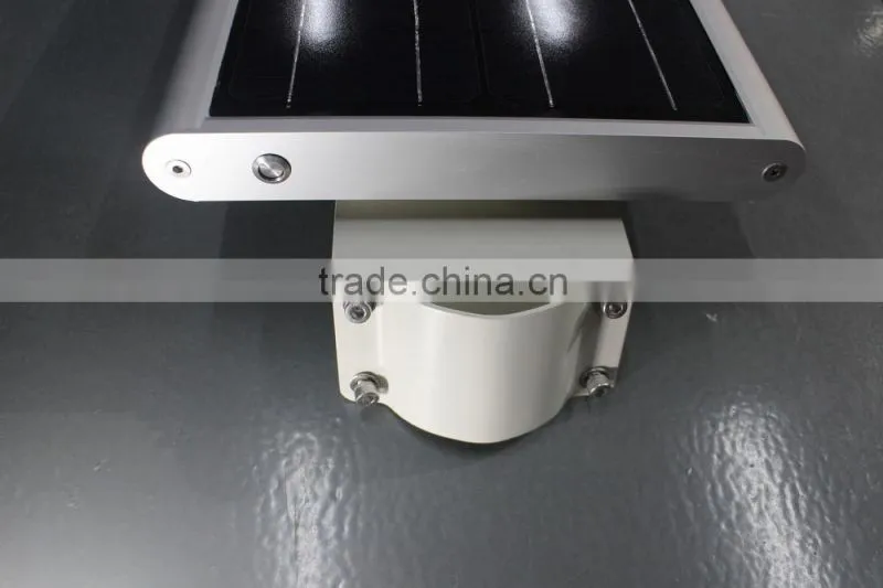 30W SOLAR POWERED LED STREET LIGHT