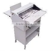 Automatic paper feeding ajustable pressure Cutting & slitting Digital display & guide positioning jog China creasing machine