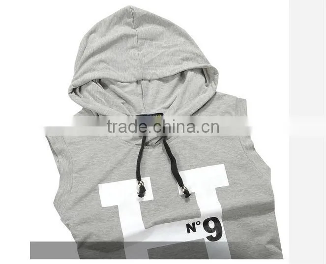 Fashionable men sleeveless muscle shirts