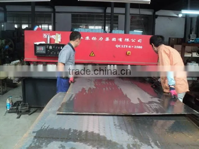 Automatic shower bath and liquid filling machine