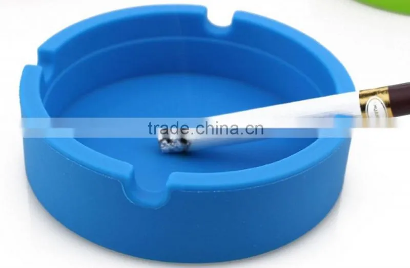 Portable Type and 100% high quality Silicone,Silicone Material ashtray