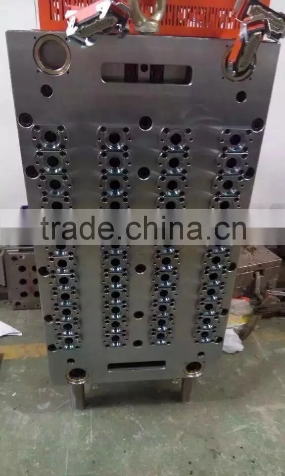 PET preform mould