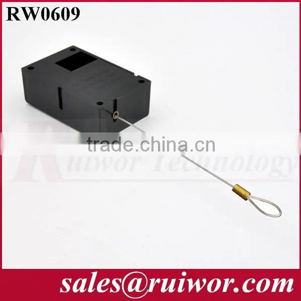 Cuboid Resetting Secure-pull Positioning Pull box with pause function and loop end attachment