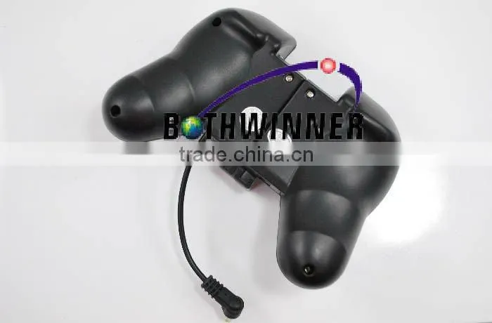 Rechargeable grip for PSP