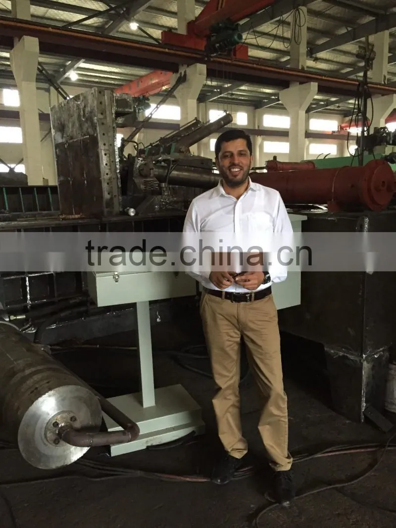 PLC control scrap steel breaking line