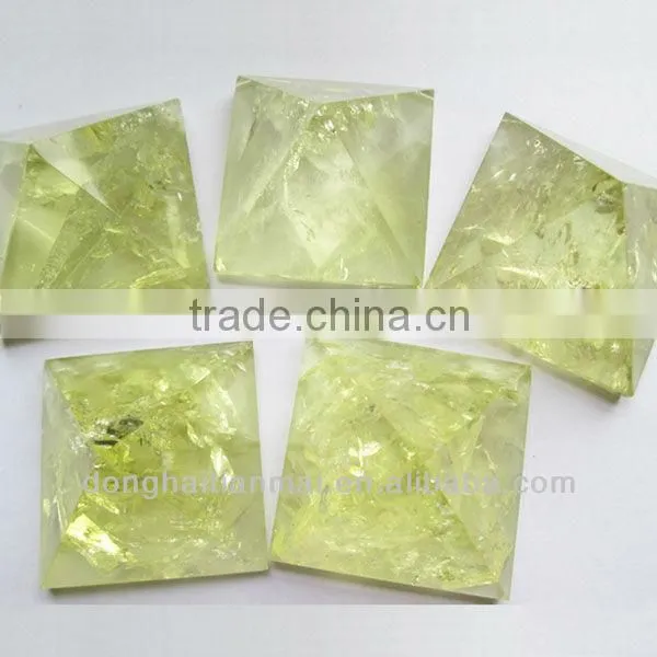 Natural Citrine Quartz Crystal Pyramids for Sale / Natural Semi-precious Stone Pyramids