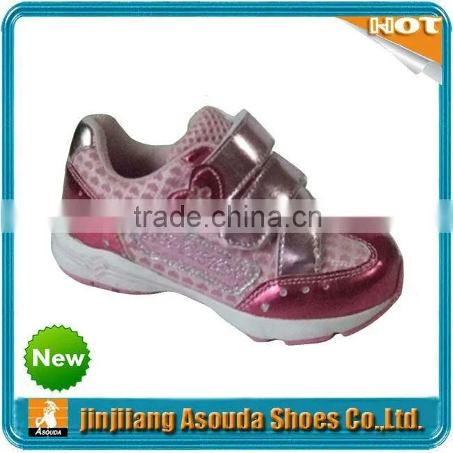 2016 cute heart infant shoe