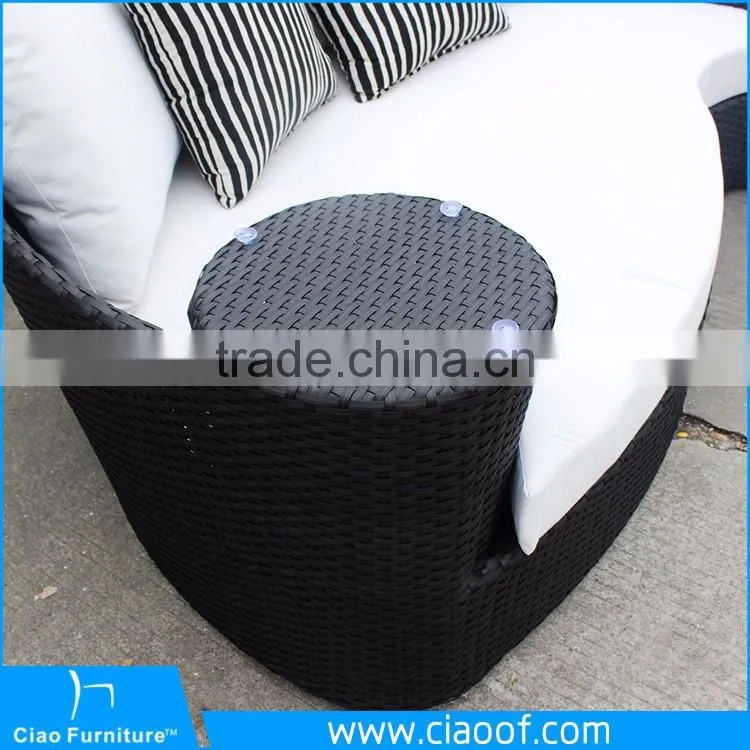 Modern Hotel Water Resistant Synthetic Rattan Daybed / Outdoor Daybed