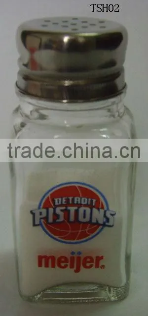 2016 popular clear cylinder glass salt shaker with metal hole lid