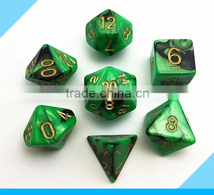 High quality polyhedral dice with mixing colour effect