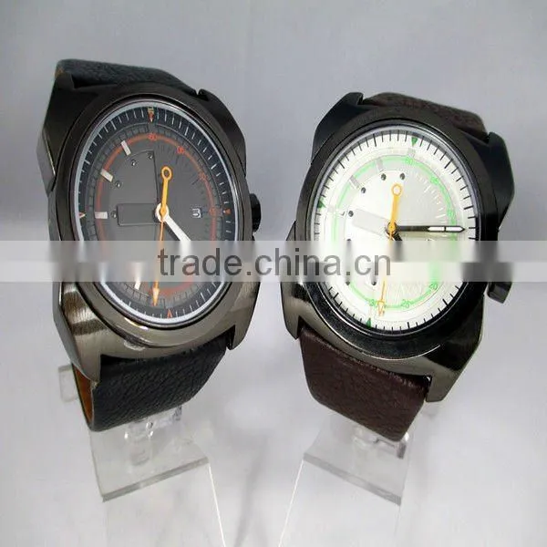 2012 New Fashion MEN Quartz wrist Watch with DAY(black band)