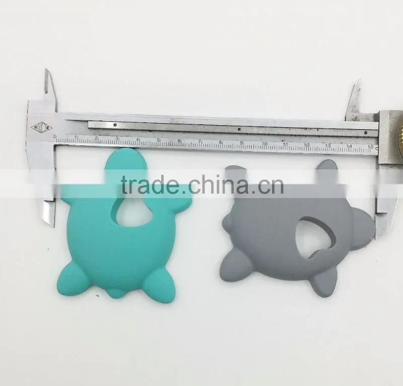 2016 custom made silicone baby teether/ teething toys