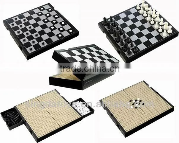 Magnetism Japanese chess shogi can fold up toy