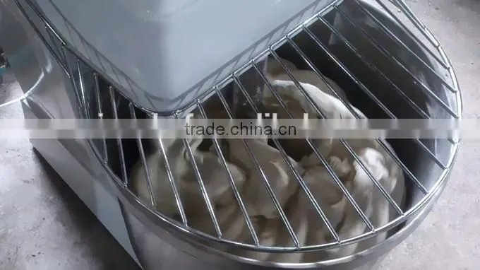 21 Liter Double Speed Small Spiral Dough Mixer in Baking Equipment