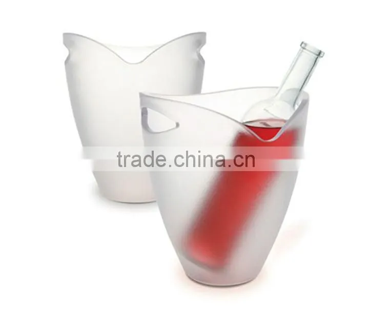 Bar plastic ice bucket