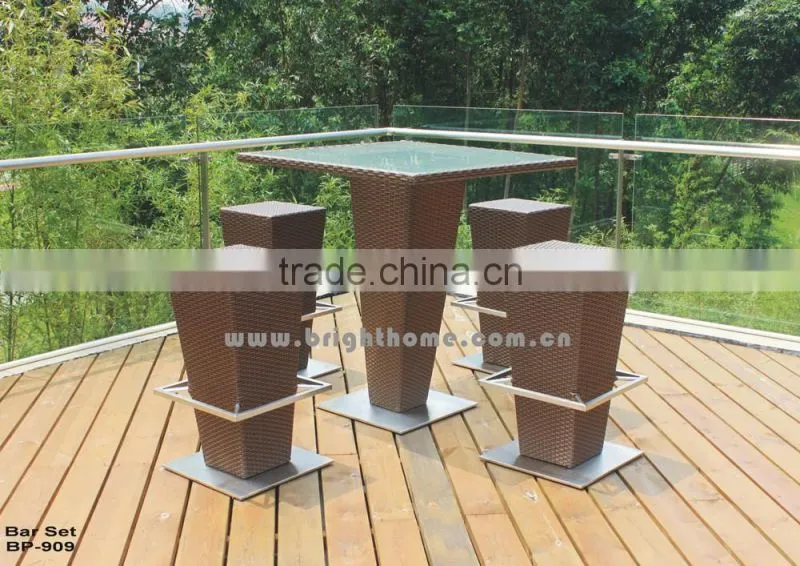Mini Rattan High Table Bar Funiture Dubai