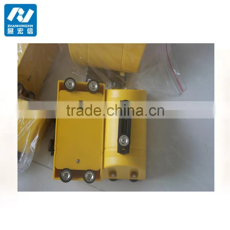 Wall mounted belt barrier with magnet used in supermarket public area place