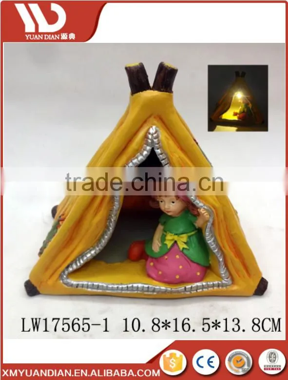 Superior Quality Newly Style Lovely Girl in Skirt Solar Fence Light