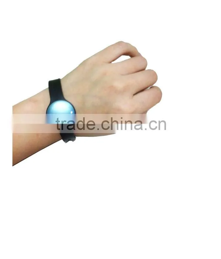 High quality sync bluetooth sleep activity tracker sports wristband pedometer sleep monitor