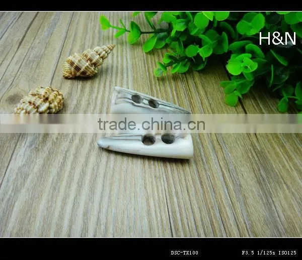 plastic resin toggle horn button for fashion clothing