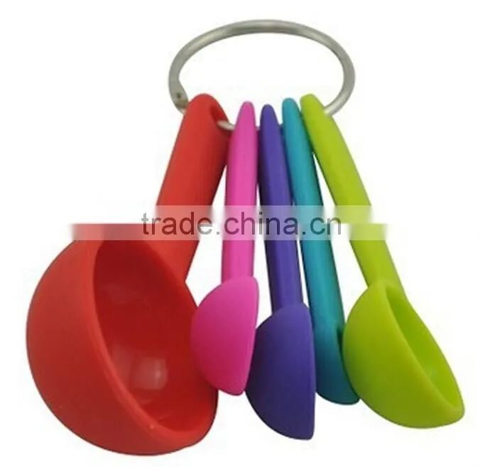 4Pcs Collapsible Silicone Measuring Cups Set
