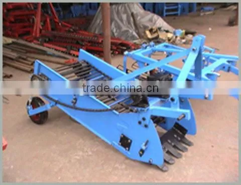 High Quality Single Row Potato Reaper with Low Price/+86 189 3958 0276
