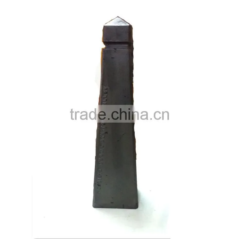 Custom Cast Iron Bollard for Guardrail