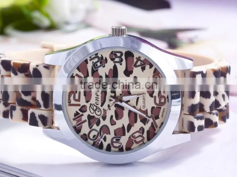 Women's Geneva Watch Leopard gold color Silicone Wristwatches Quartz Ladies dress watch dropship digital time Sport Watch