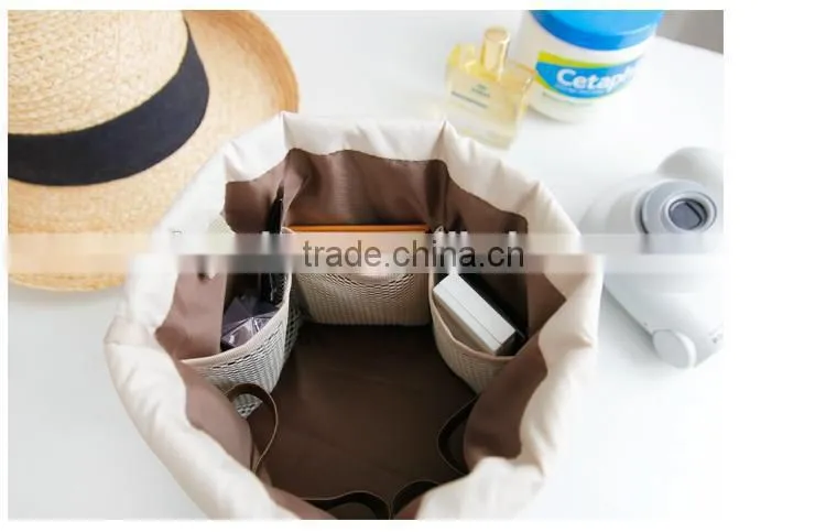 Hot Selling Popular Professional Travel Make-up Pouch Mini Size Large Capacity Travel Dresser Pouch
