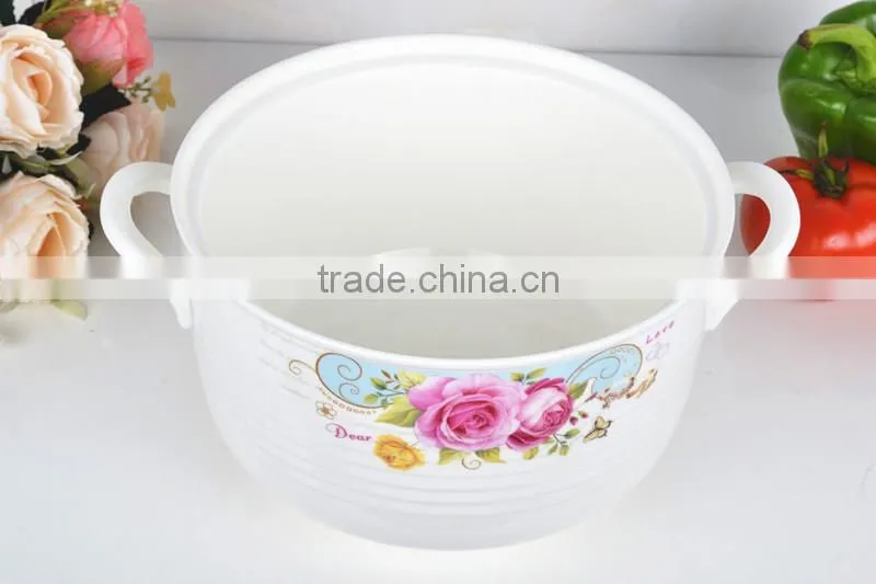 8"Porcelain saucepot suitable for microwave with glass lid