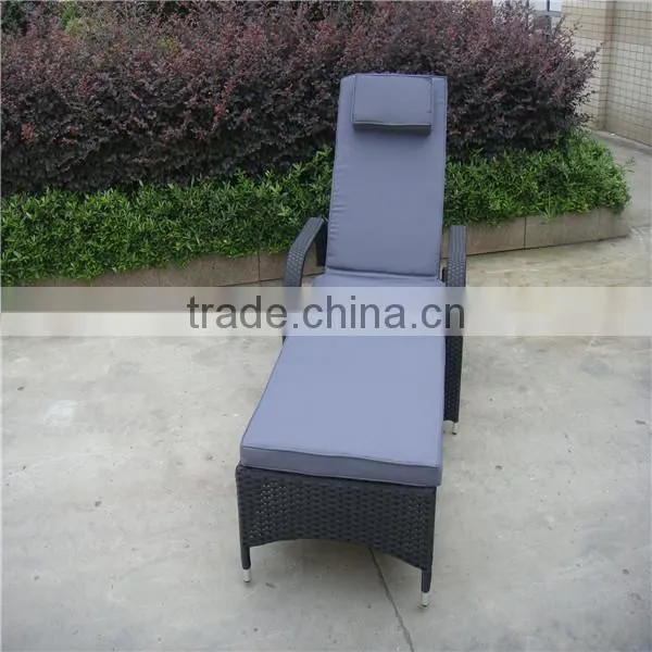 Hot sale rattan sunbed