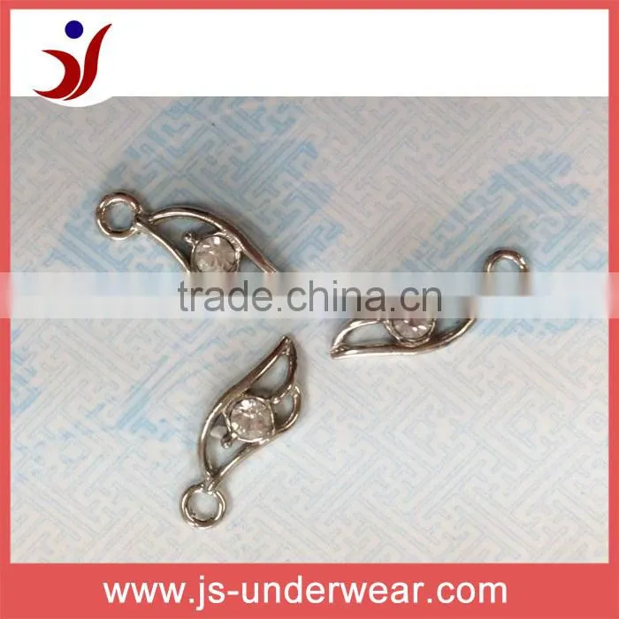 classic underwear cloud shaped Pendant garment accessory