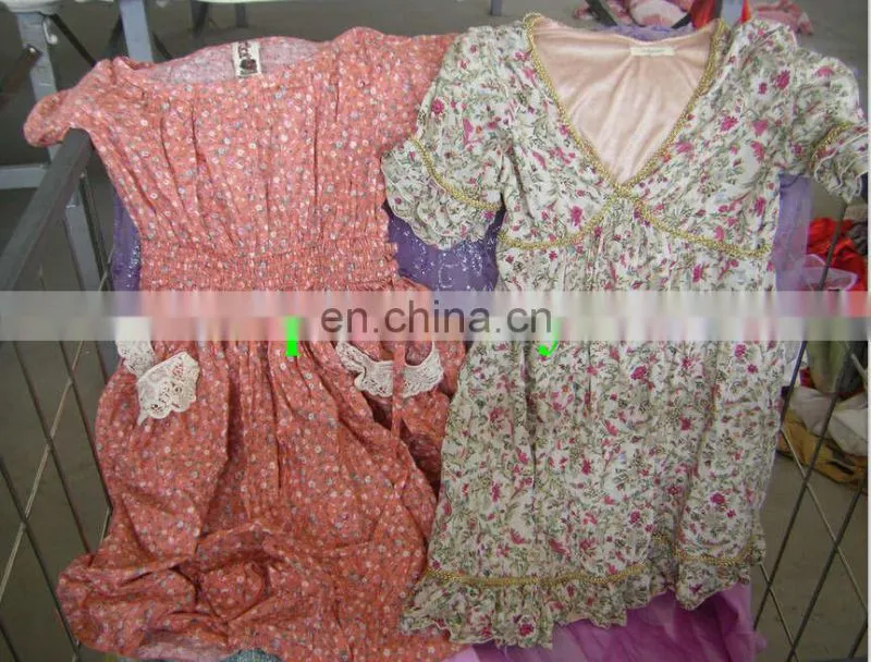 Cream Quality used bundle brand shoes clothes for sale