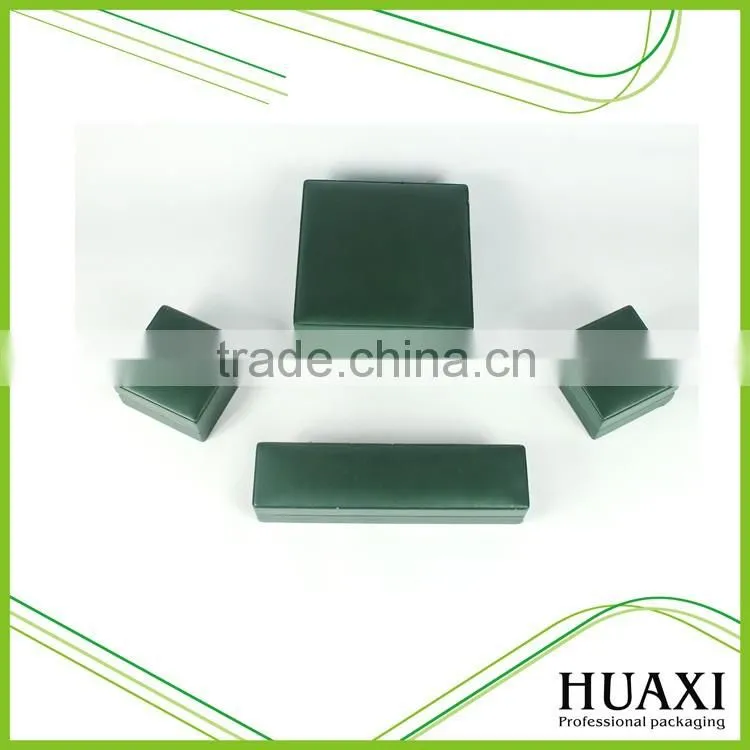 Luxury custom logo printed gift velvet plastic jewelry box