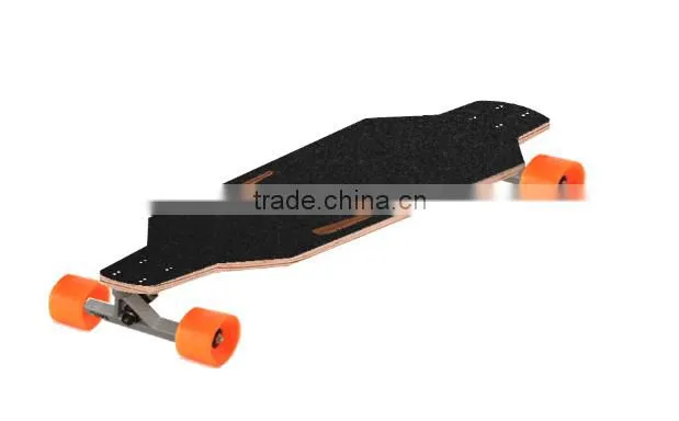 Maxfind shenzhen manufacturer electric skateboard longboard with dual motors and remote control