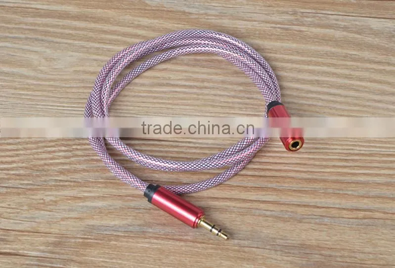 China Supplier FIsh Net Pattern 3.5mm Male to Female Stereo Audio Cable
