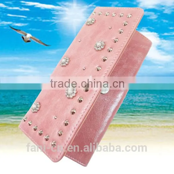 Cute leather clutch purse with elegant diamond on the purse for girls or ladies