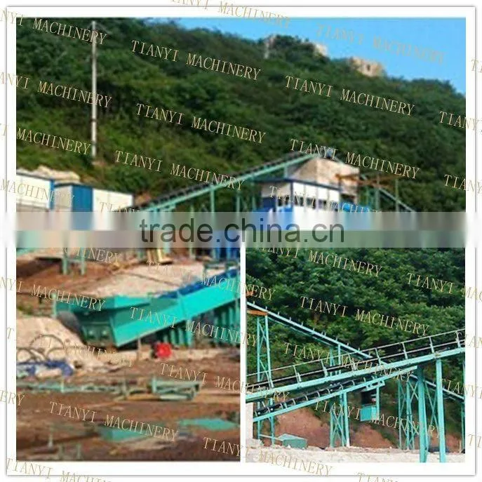 High inclination angle corrugated sidewall and toothed belt conveyor