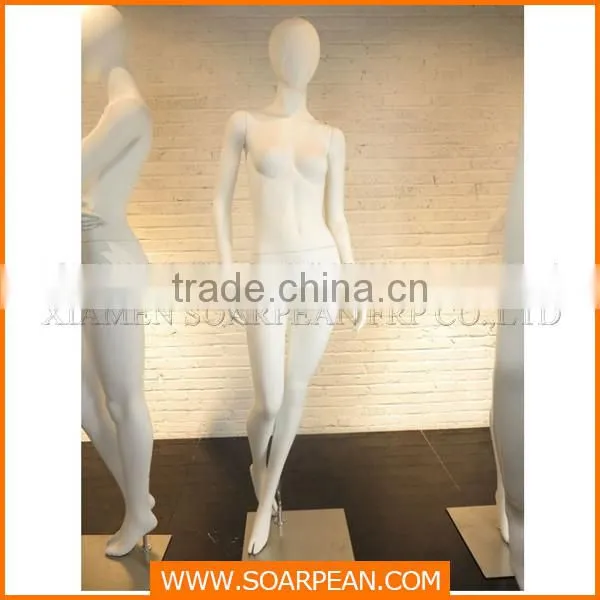 Full body fiberglass women mannequins for window displays