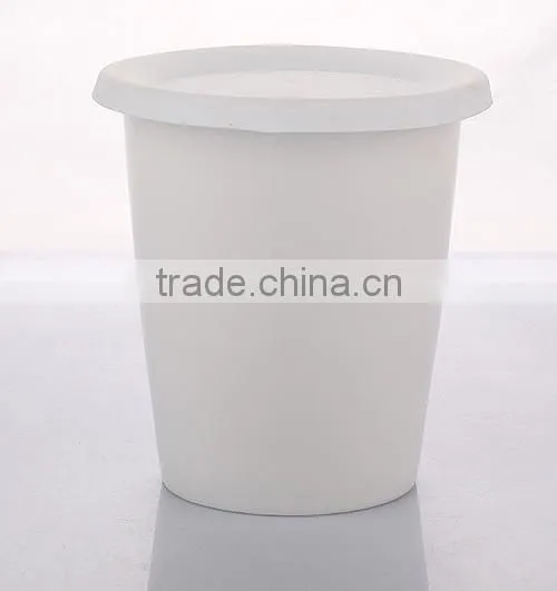 Popular White Porcelain Single-wall Cup with Silicone Lid
